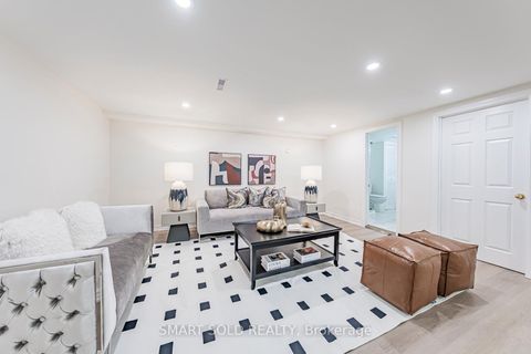 Photo 43 at 158 Park Avenue, Central Newmarket, Newmarket