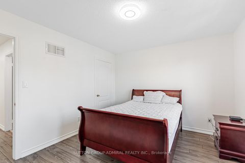 Photo 21 at 105 Prairie Dunes Place, Glen Shields, Vaughan