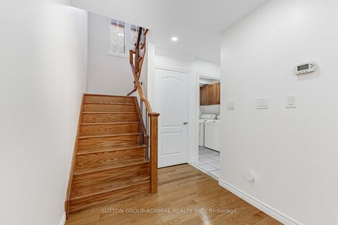 Photo 25 at 105 Prairie Dunes Place, Glen Shields, Vaughan