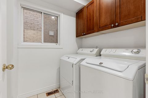 Photo 26 at 105 Prairie Dunes Place, Glen Shields, Vaughan