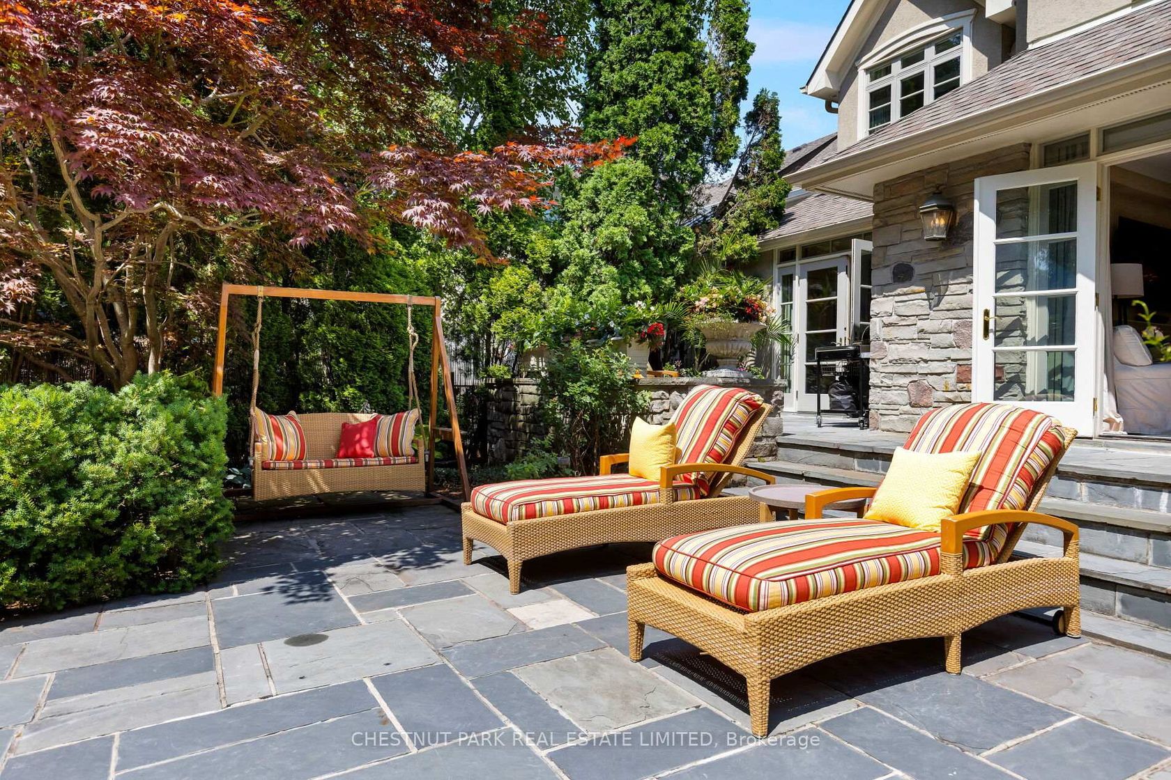 Photo 3 at 69 Otter Crescent, Nortown, Toronto Photo 3 at 69 Otter Crescent, Nortown, Toronto