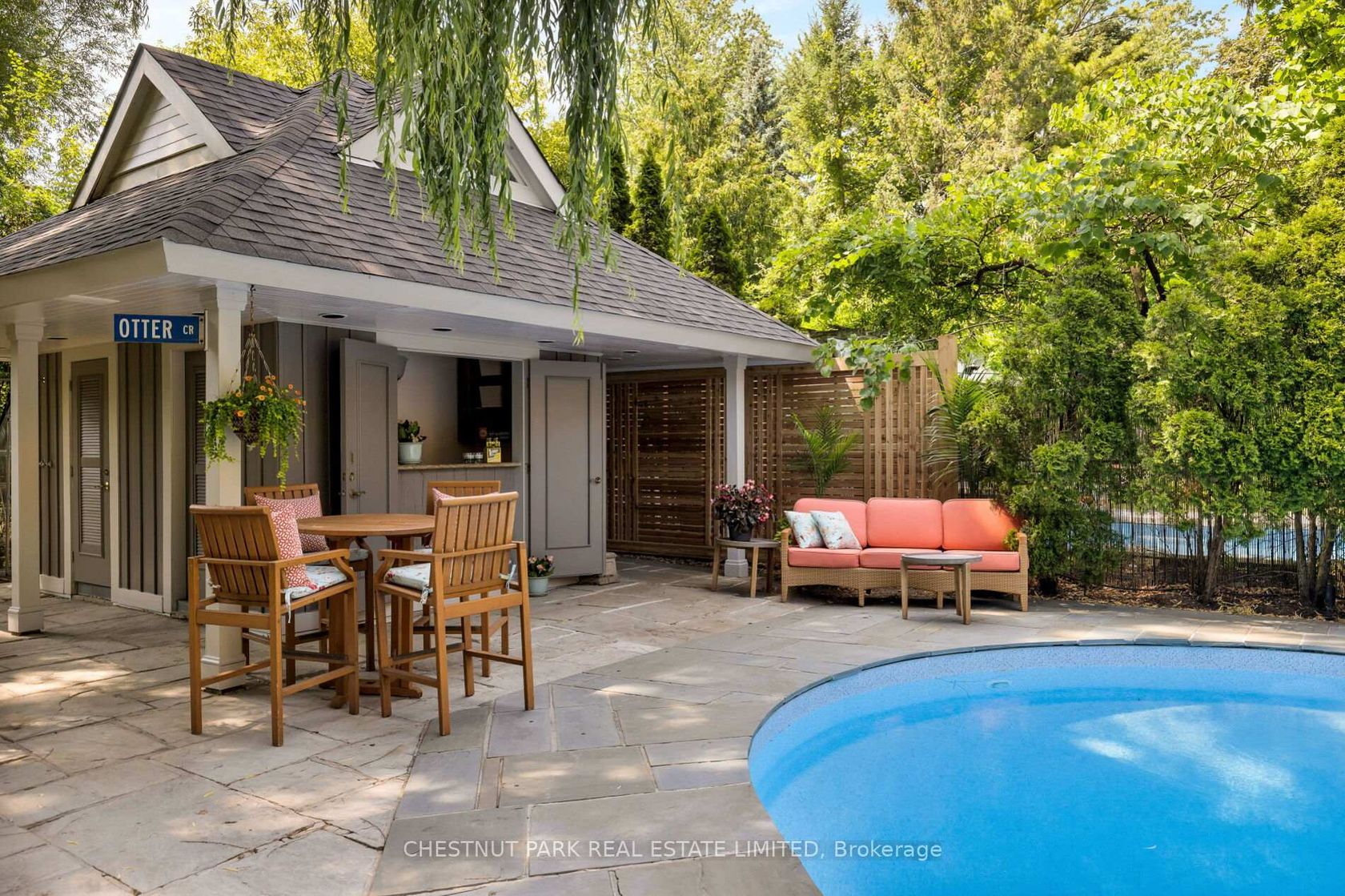 Photo 4 at 69 Otter Crescent, Nortown, Toronto Photo 4 at 69 Otter Crescent, Nortown, Toronto