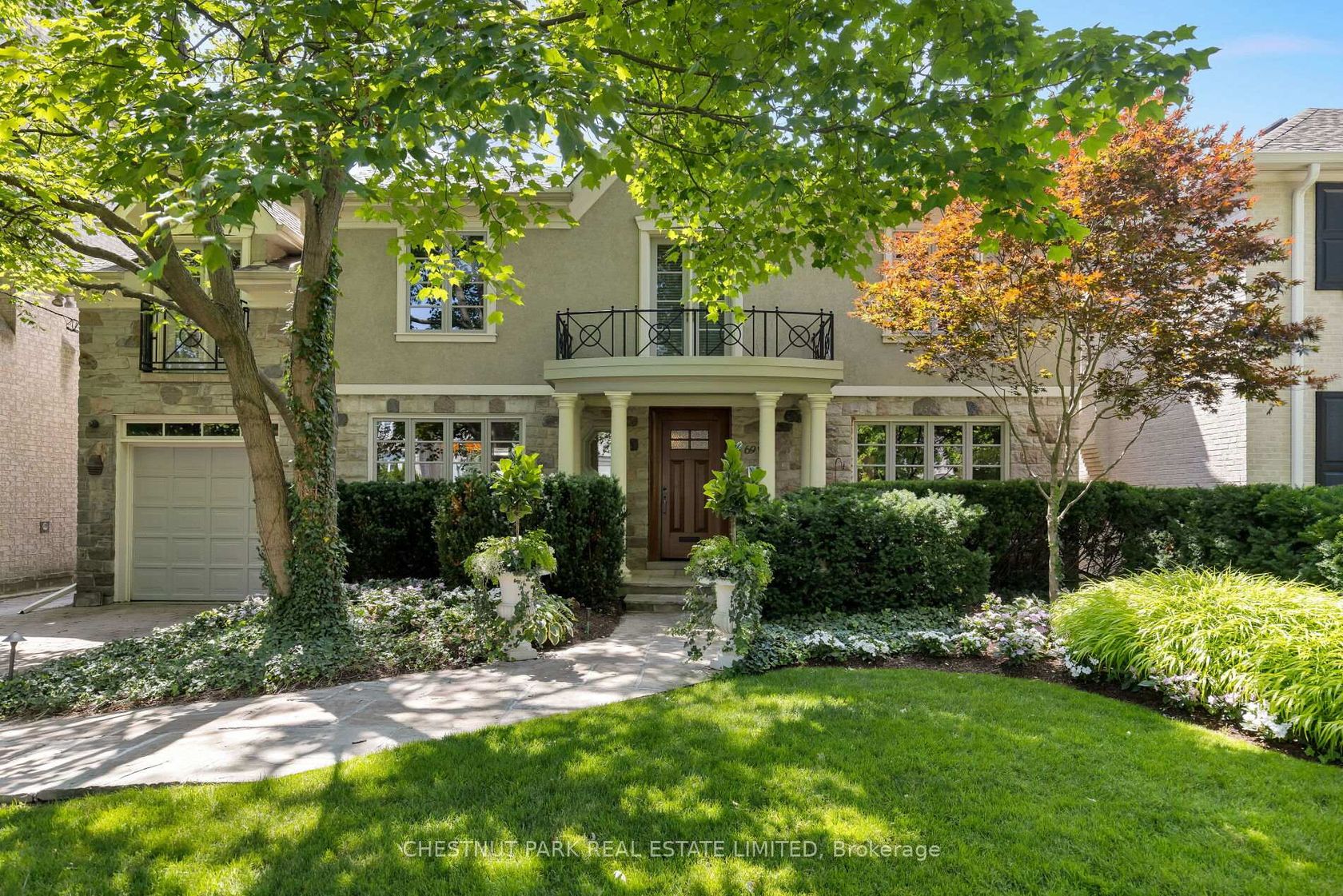 Photo 5 at 69 Otter Crescent, Nortown, Toronto Photo 5 at 69 Otter Crescent, Nortown, Toronto