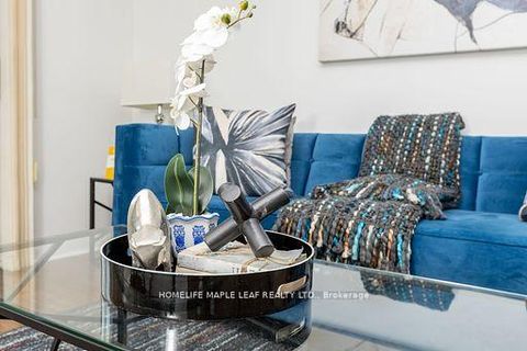 Photo 2 at 407 - 323 Richmond Street E, Moss Park, Toronto