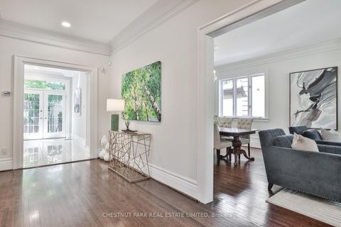 Photo 5 at 121 Roxborough Drive, Moore Park, Toronto