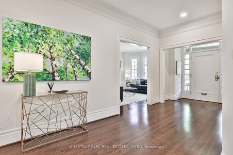 Photo 9 at 121 Roxborough Drive, Moore Park, Toronto