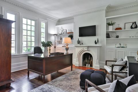 Photo 10 at 121 Roxborough Drive, Moore Park, Toronto