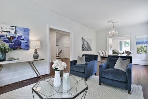 Photo 12 at 121 Roxborough Drive, Moore Park, Toronto