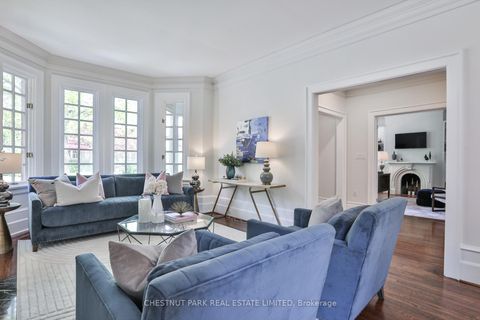 Photo 13 at 121 Roxborough Drive, Moore Park, Toronto