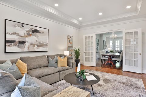 Photo 17 at 121 Roxborough Drive, Moore Park, Toronto