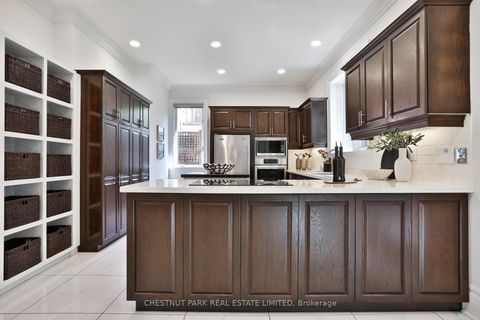 Photo 19 at 121 Roxborough Drive, Moore Park, Toronto