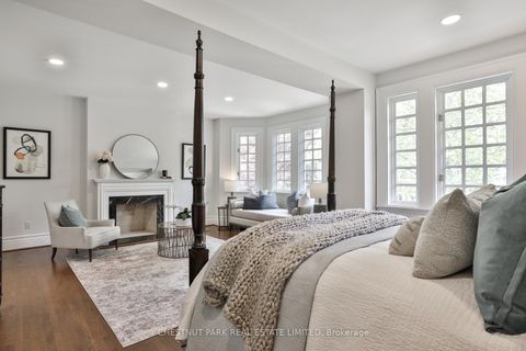 Photo 26 at 121 Roxborough Drive, Moore Park, Toronto