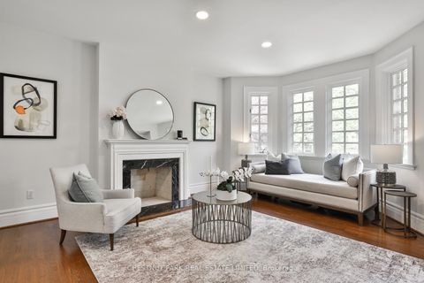 Photo 27 at 121 Roxborough Drive, Moore Park, Toronto