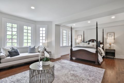 Photo 28 at 121 Roxborough Drive, Moore Park, Toronto