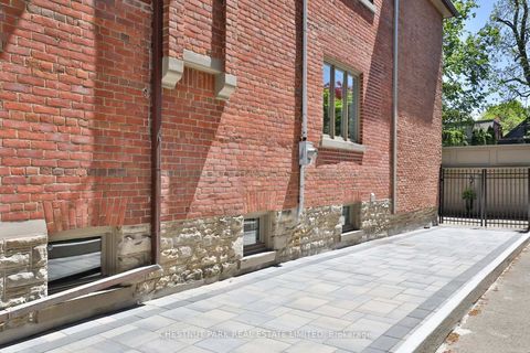 Photo 47 at 121 Roxborough Drive, Moore Park, Toronto