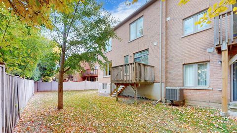 Photo 40 at TH25 - 9133 Bayview Avenue, Doncrest, Richmond Hill
