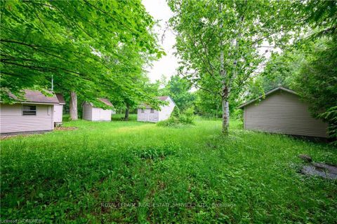 Photo 4 at 726 Hastings Avenue, Alcona, Innisfil Photo 4 at 726 Hastings Avenue, Alcona, Innisfil