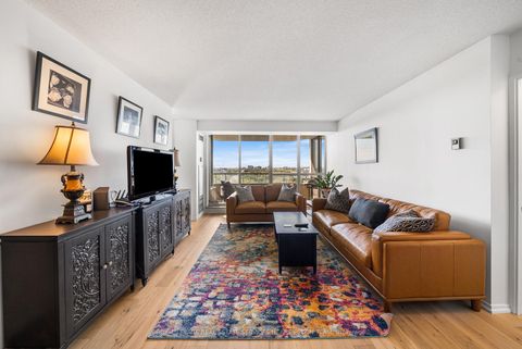 Photo 1 at 1406 - 10 Torresdale Avenue, Branson, Toronto