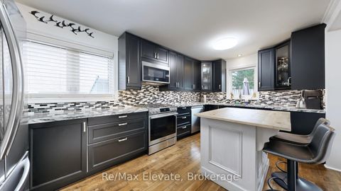 Photo 16 at 28 Kenny Crescent, Letitia Heights, Barrie