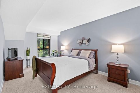 Photo 16 at 203 - 15390 Yonge Street, Aurora Heights, Aurora Photo 16 at 203 - 15390 Yonge Street, Aurora Heights, Aurora