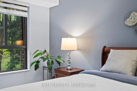 Photo 17 at 203 - 15390 Yonge Street, Aurora Heights, Aurora