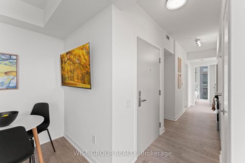 Photo 2 at 906 - 500 Wilson Avenue, Clanton Park, Toronto