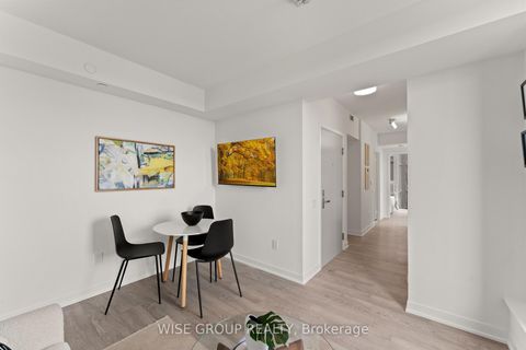 Photo 9 at 906 - 500 Wilson Avenue, Clanton Park, Toronto