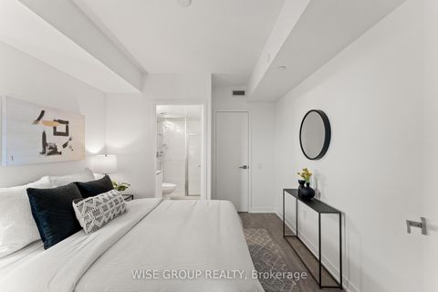 Photo 13 at 906 - 500 Wilson Avenue, Clanton Park, Toronto