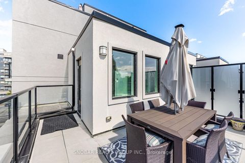 Photo 18 at 1 - 861 Sheppard Avenue W, Clanton Park, Toronto