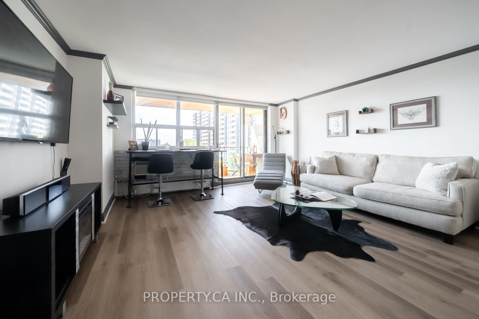 Photo 3 at 806 - 5949 Yonge Street, Newtonbrook East, Toronto Photo 3 at 806 - 5949 Yonge Street, Newtonbrook East, Toronto