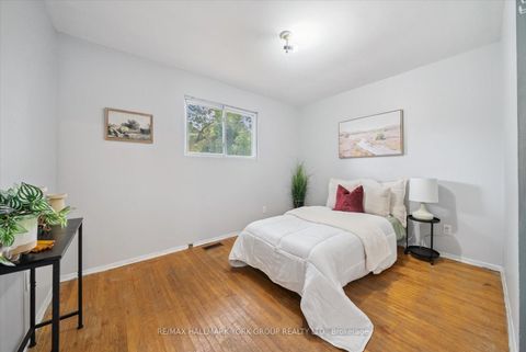 Photo 7 at 6 Glenecho Drive, Grove East, Barrie