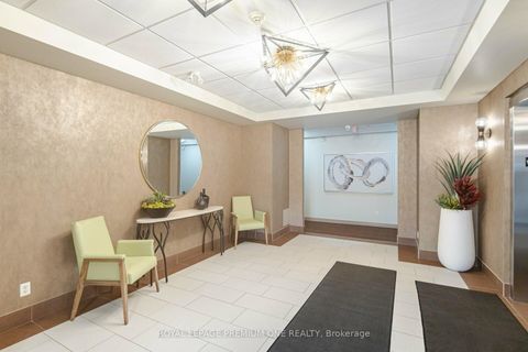 Photo 3 at 210 - 9451 Jane Street, Maple, Vaughan