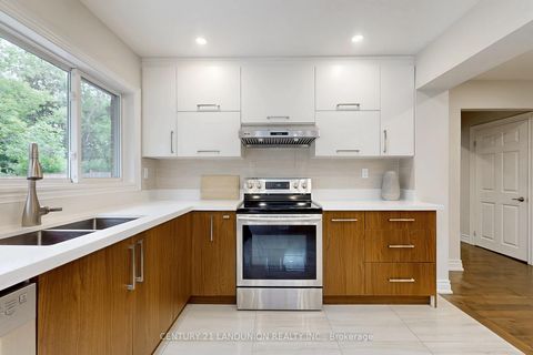 Photo 6 at 757 Huntingwood Drive, Sullivan, Toronto