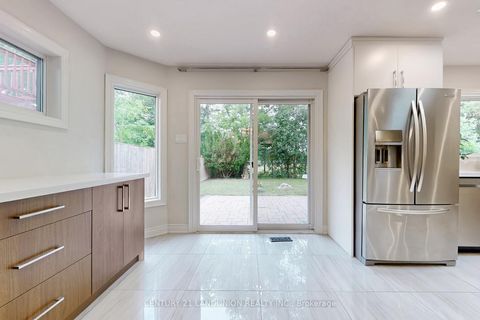 Photo 7 at 757 Huntingwood Drive, Sullivan, Toronto