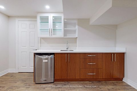 Photo 21 at 757 Huntingwood Drive, Sullivan, Toronto