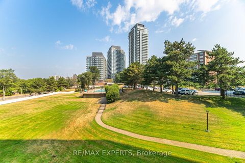 Photo 34 at 306 - 10 Parkway Forest Drive, Henry Farm, Toronto