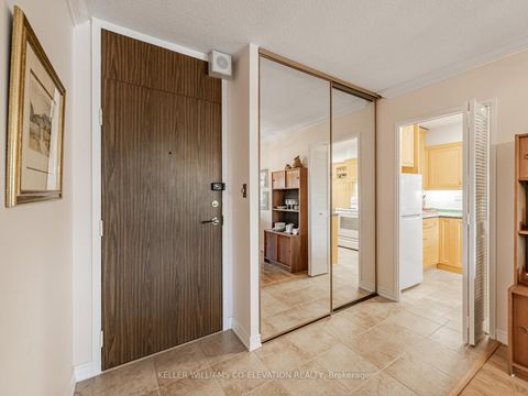 Photo 7 at 308 - 250 Scarlett Road, Smythe, Toronto