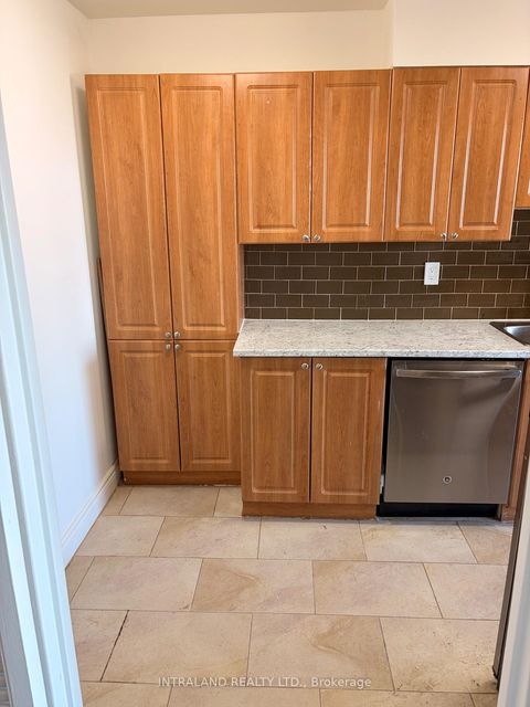 Photo 8 at 805 - 100 Prudential Drive, Dorset Park, Toronto