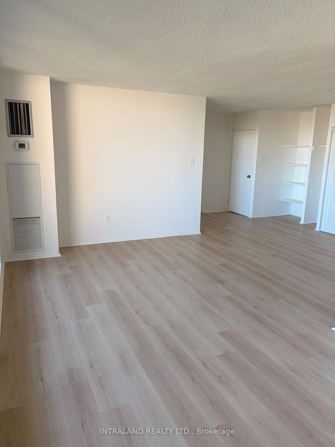 Photo 11 at 805 - 100 Prudential Drive, Dorset Park, Toronto