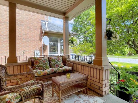 Photo 2 at 254 Tower Hill Road, Jefferson, Richmond Hill