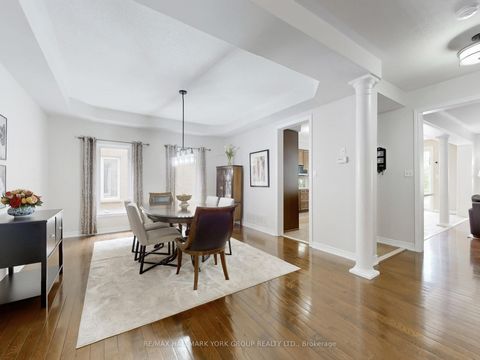 Photo 6 at 254 Tower Hill Road, Jefferson, Richmond Hill