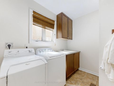 Photo 16 at 254 Tower Hill Road, Jefferson, Richmond Hill