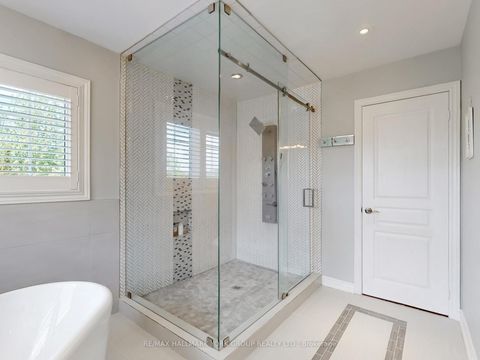 Photo 21 at 254 Tower Hill Road, Jefferson, Richmond Hill