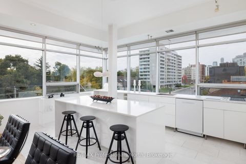 Photo 9 at 404 - 562 Eglinton Avenue E, Mount Pleasant East, Toronto