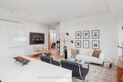 Photo 12 at 404 - 562 Eglinton Avenue E, Mount Pleasant East, Toronto