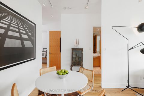 Photo 14 at 404 - 562 Eglinton Avenue E, Mount Pleasant East, Toronto