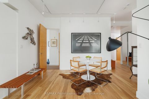 Photo 15 at 404 - 562 Eglinton Avenue E, Mount Pleasant East, Toronto