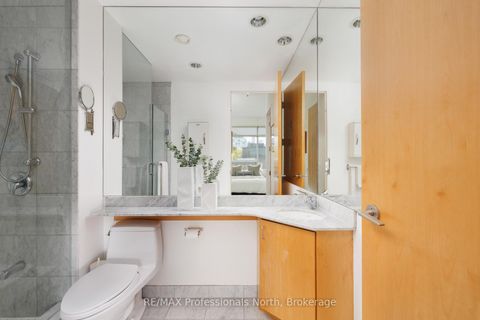 Photo 21 at 404 - 562 Eglinton Avenue E, Mount Pleasant East, Toronto