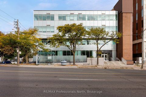 Photo 27 at 404 - 562 Eglinton Avenue E, Mount Pleasant East, Toronto