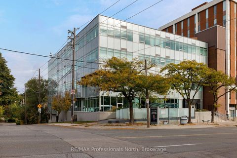 Photo 28 at 404 - 562 Eglinton Avenue E, Mount Pleasant East, Toronto